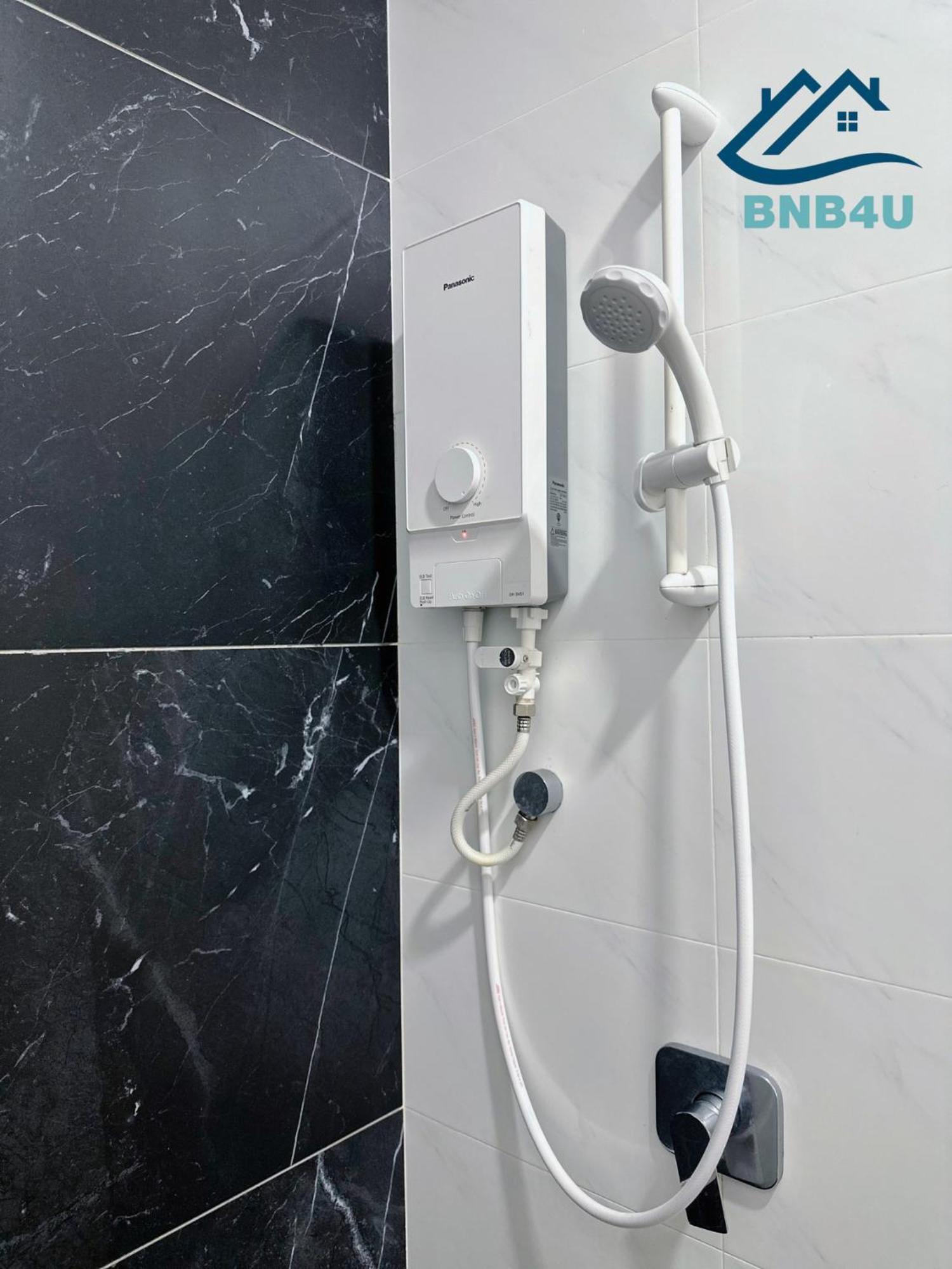 Beacon 2Br Infinity Pool - By Bnb4U George Town Ngoại thất bức ảnh
